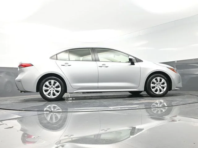 Used 2022 Silver Toyota LE image 44