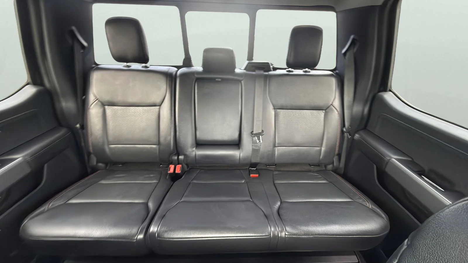 Used 2024 Blue Ford Lariat image 25
