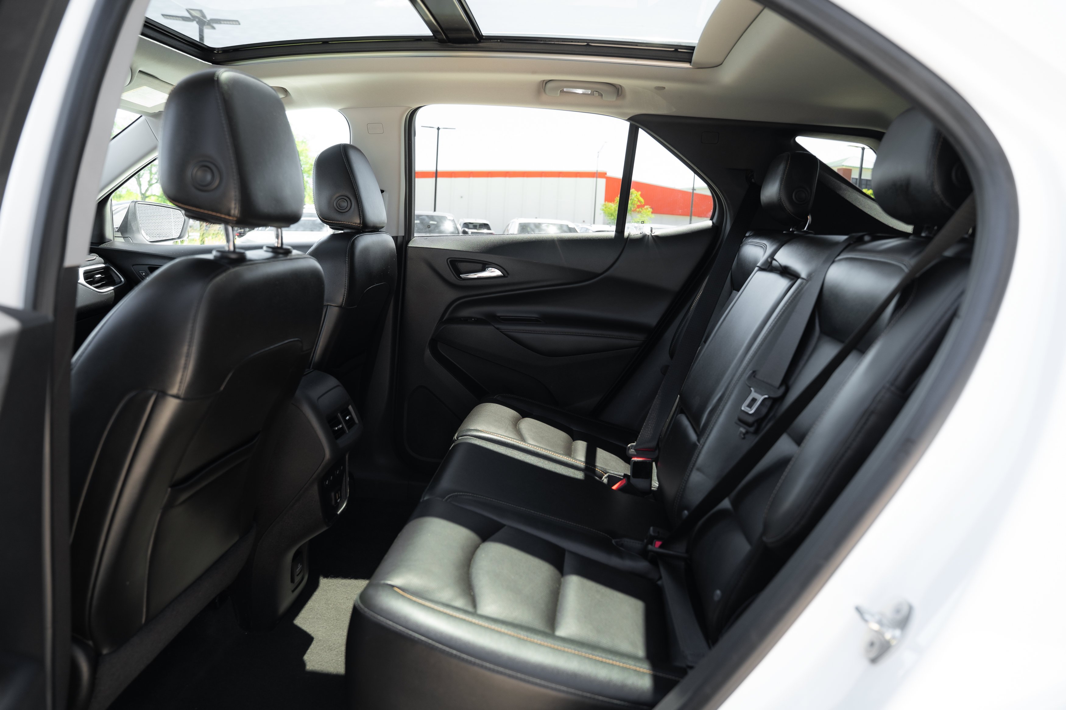 Used 2020 Summit White Chevrolet Premier image 22