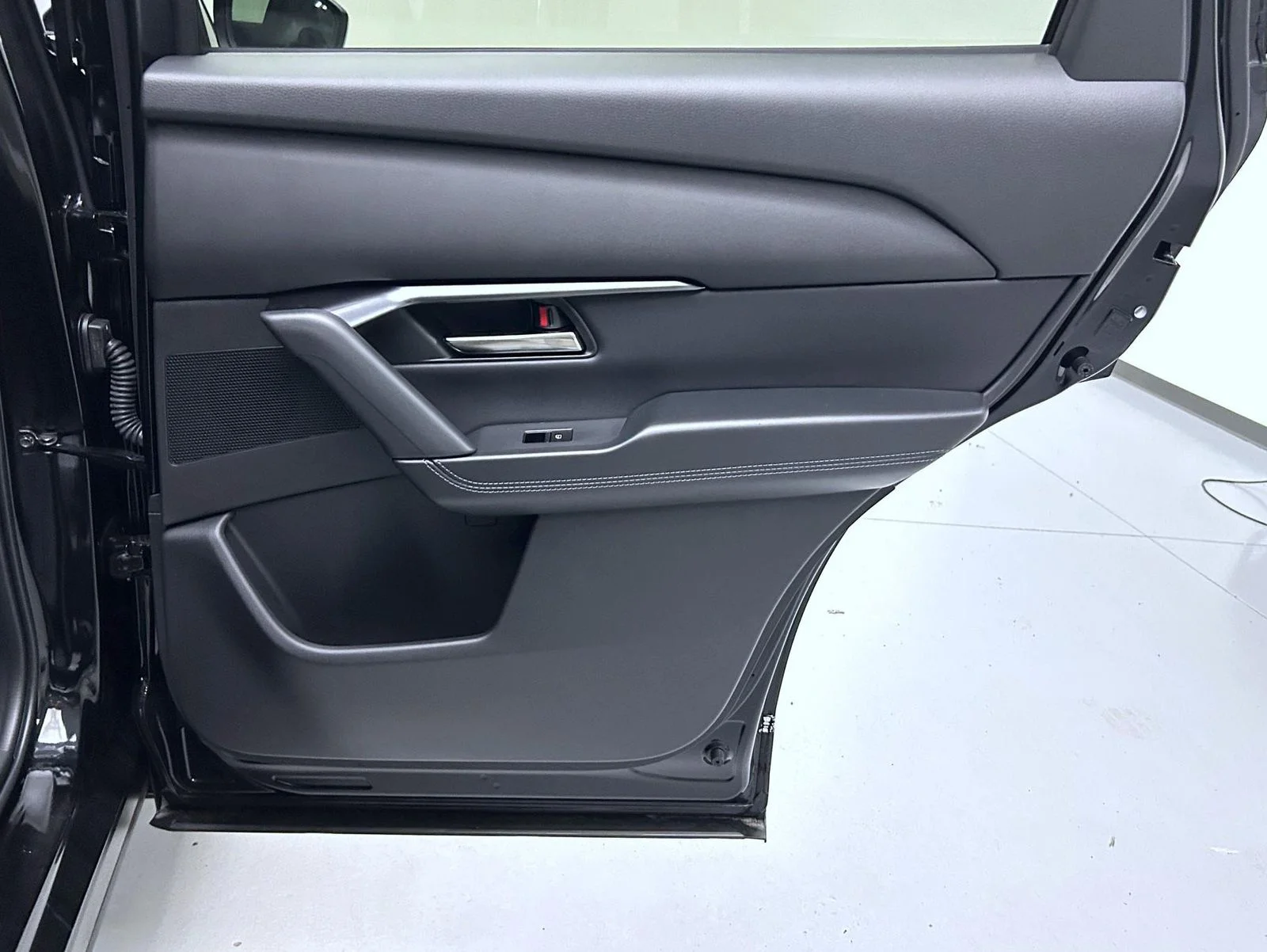 New 2026 Jet Black Mica Mazda 2.5 S Preferred AWD image 18