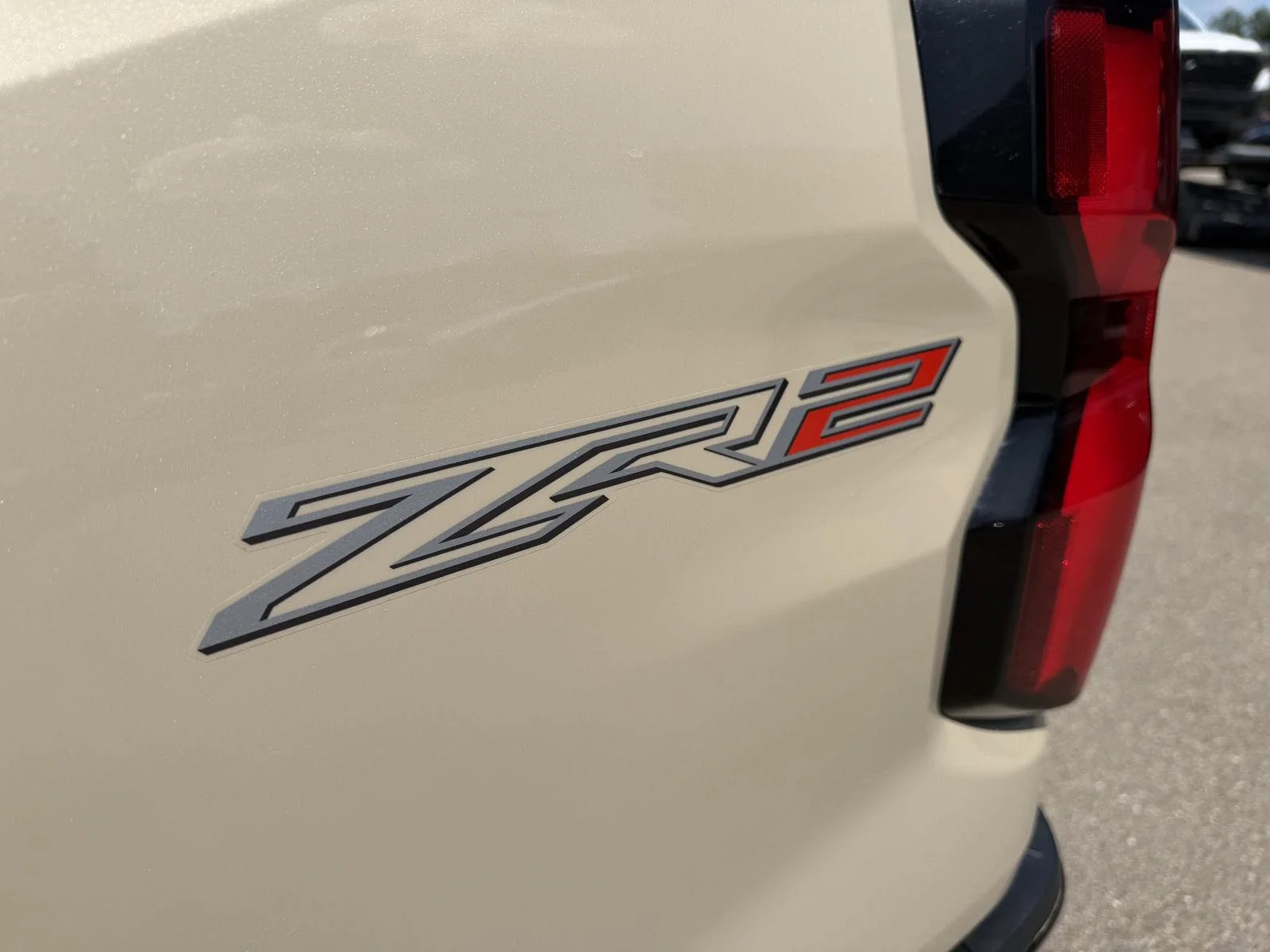 Used 2023 Sand Dune Metallic Chevrolet 4WD ZR2 image 25