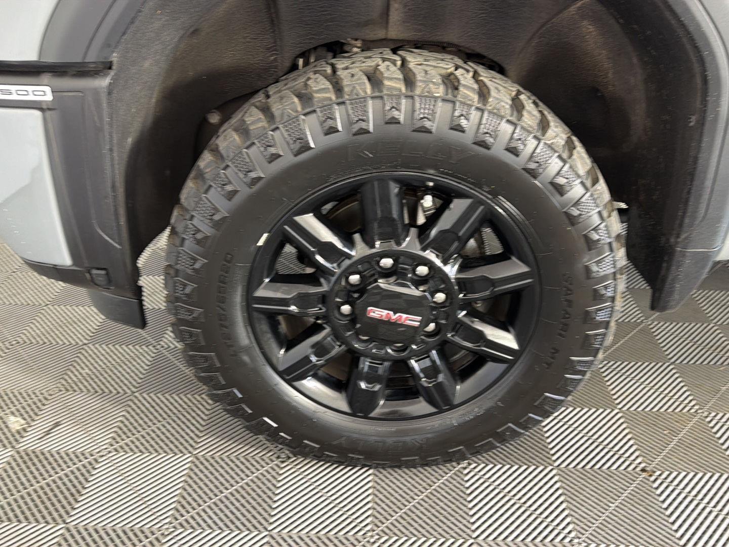 Used 2024 Thunderstorm Gray GMC AT4 image 18