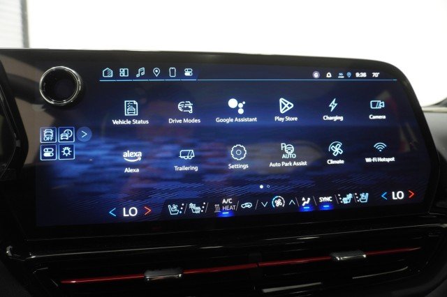 2025 Chevrolet Silverado EV RST - Photo 34