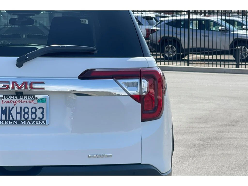 Used 2023 Summit White GMC SLT image 50