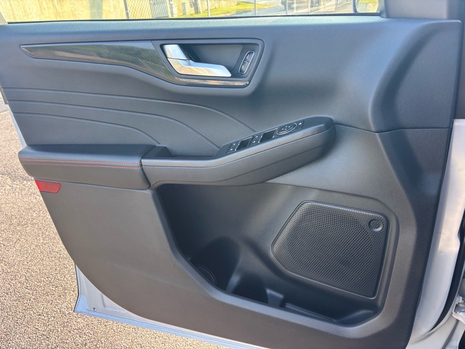 Used 2025 Silver Ford ST-Line image 7