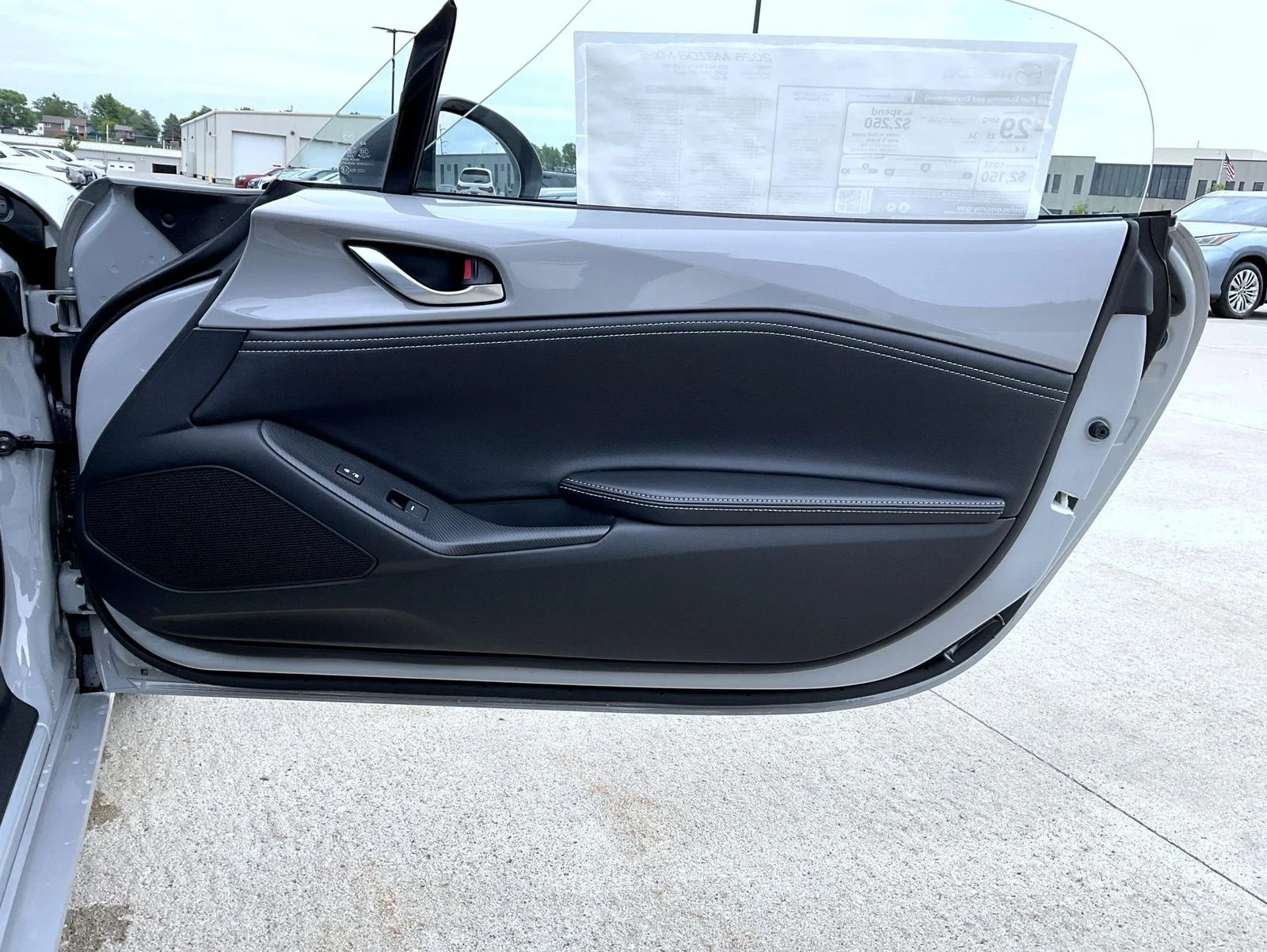 2026 Mazda MX-5 Miata Club - Photo 18