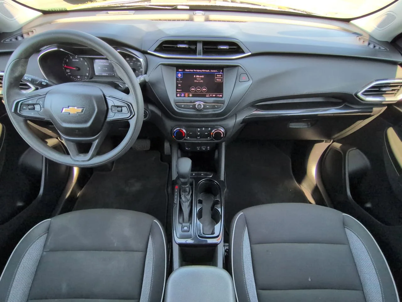 Used 2023 Mosaic Black Metallic Chevrolet LT image 19