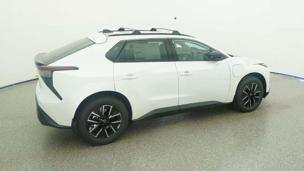 New 2026 Wind Chill Pearl Toyota XLE image 19