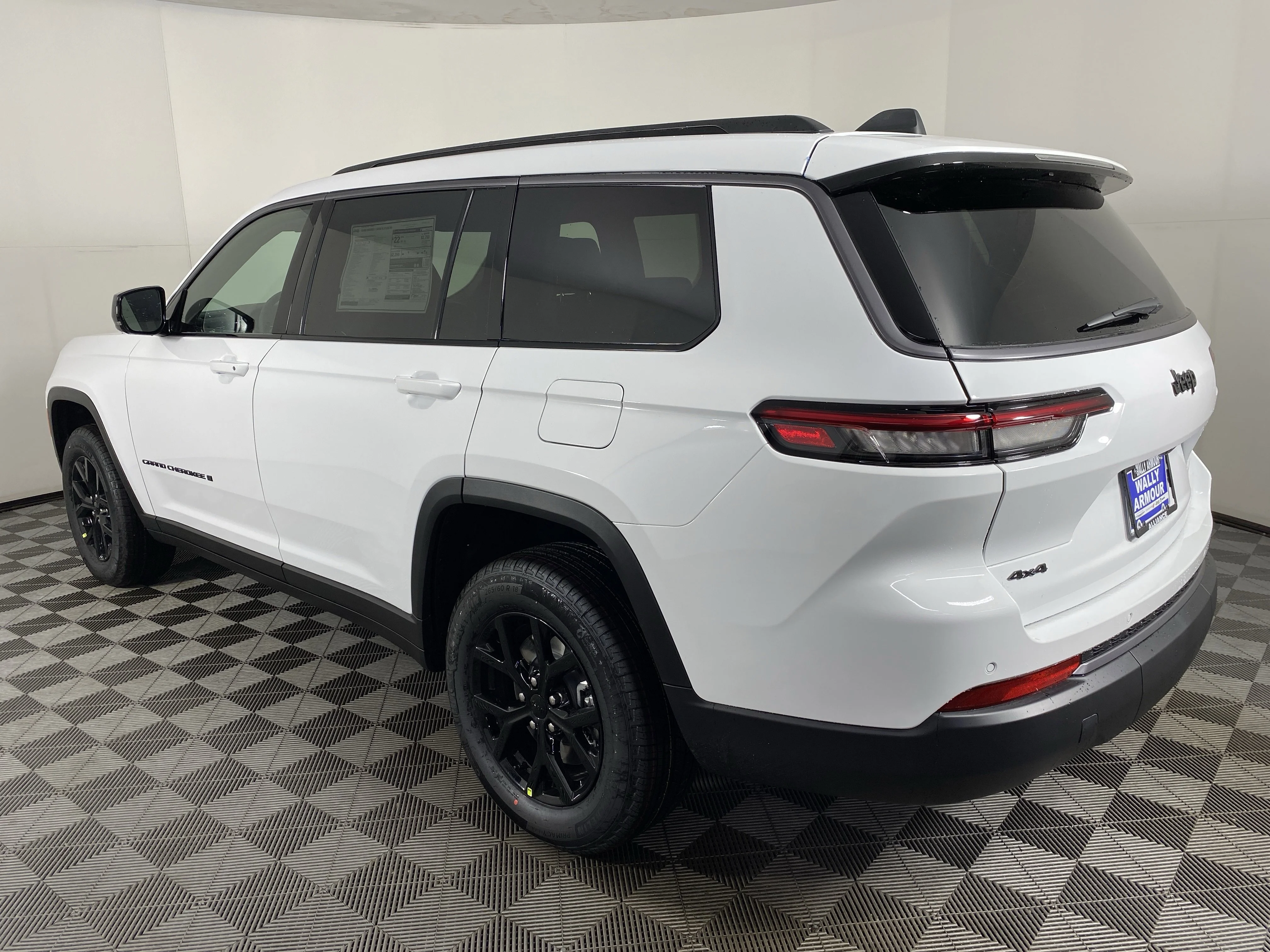 New 2026 Bright White Clear-Coat Exterior Paint Jeep Altitude image 10