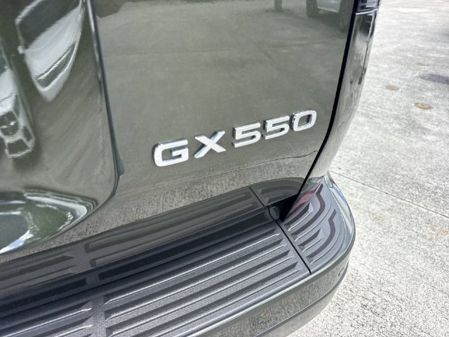 2025 Lexus GX Premium+ - Photo 26
