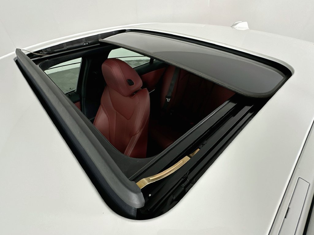 Certified Used 2023 Alpine White BMW 330i image 22