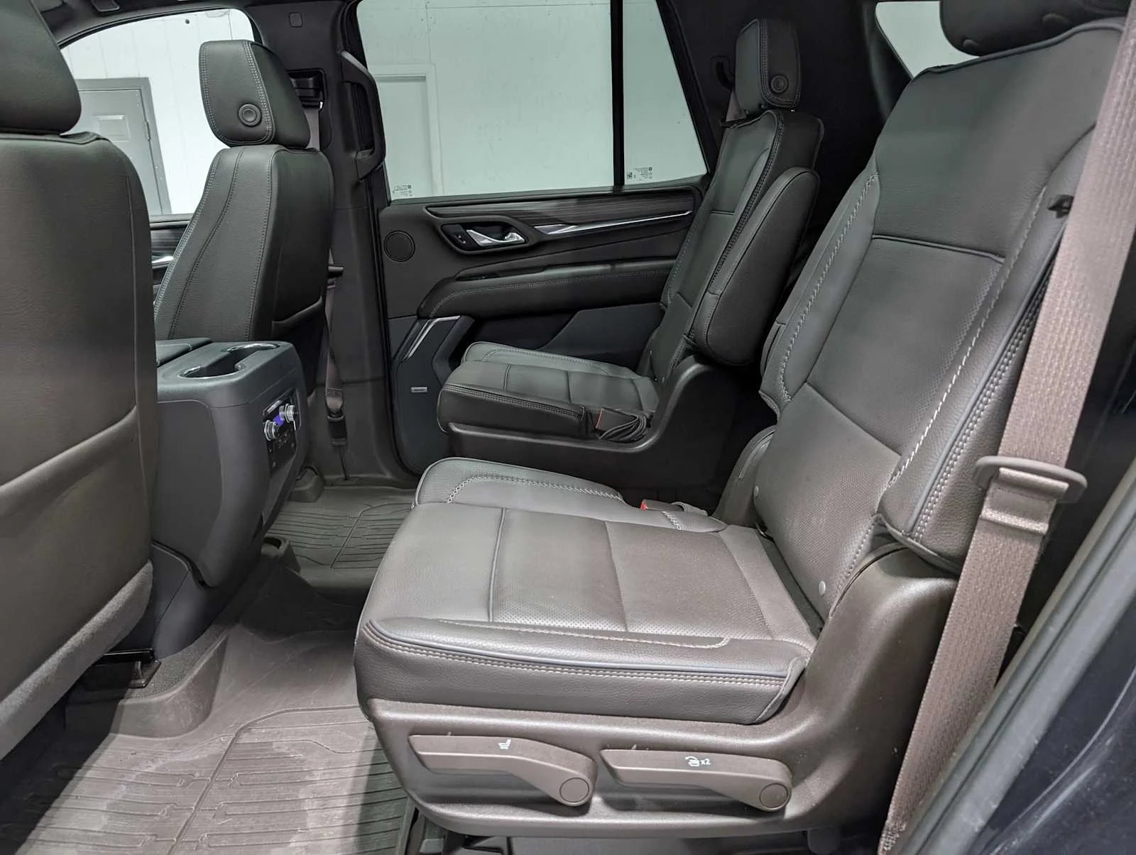 Used 2023 Titanium Rush Metallic GMC Denali image 23