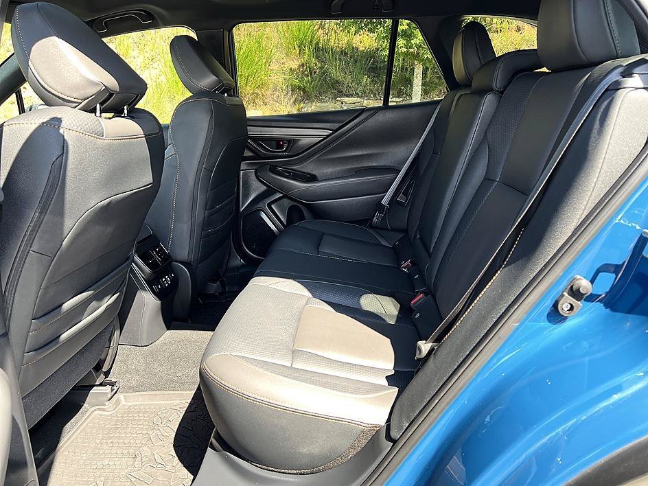 Used 2024 Geyser Blue Subaru Wilderness image 12