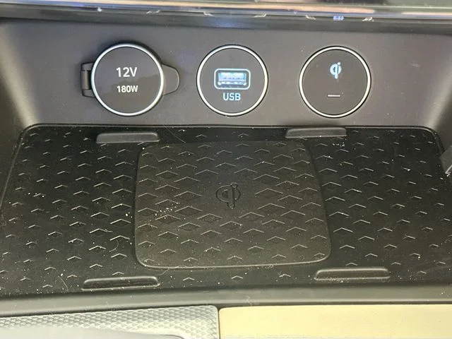 New 2026 Black Genesis 2.5T Prestige image 20