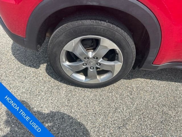 Used 2017 Red Honda LX image 25
