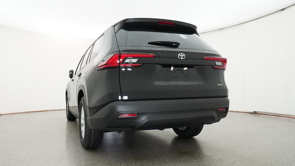 New 2026 Midnight Black Metallic Toyota XLE image 2