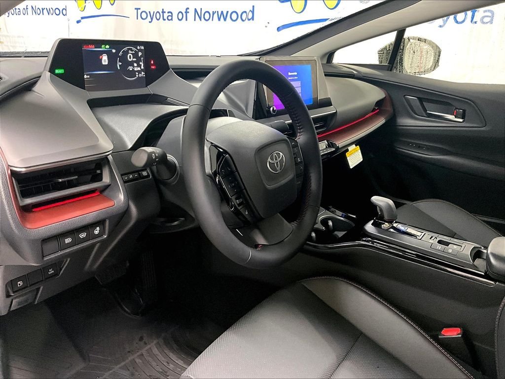 2026 Toyota Prius Plug-in Hybrid XSE - Photo 9