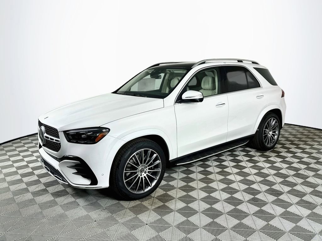 New 2026 MANUFAKTUR Moonlight White Metallic Mercedes-Benz GLE 450 image 37