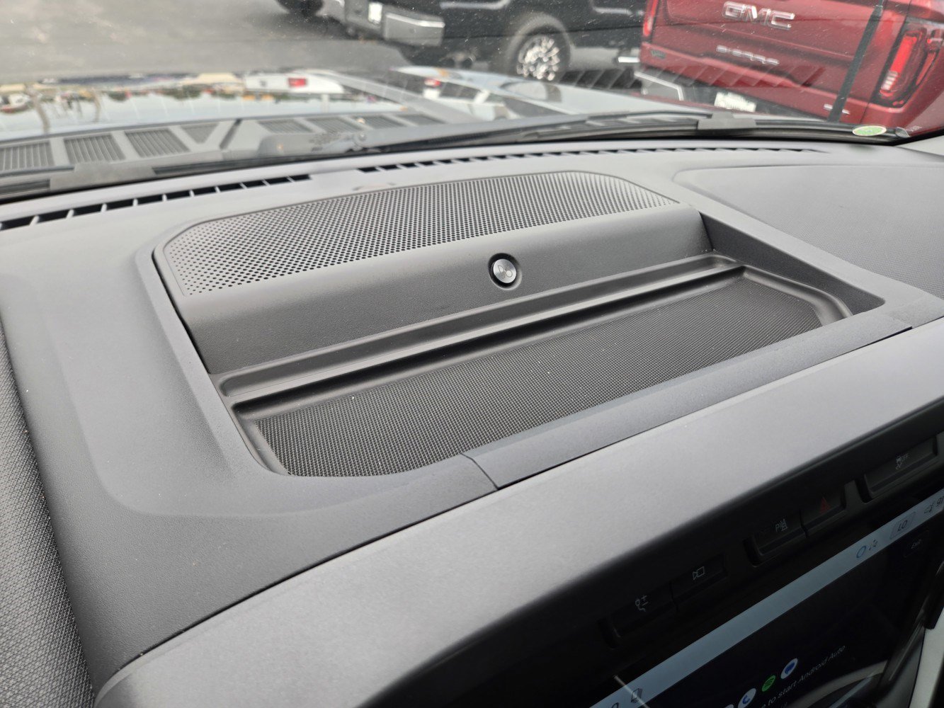 Used 2022 Antimatter Blue Metallic Ford XLT image 8