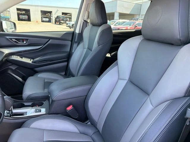 Used 2022 Black Subaru Onyx Edition image 20