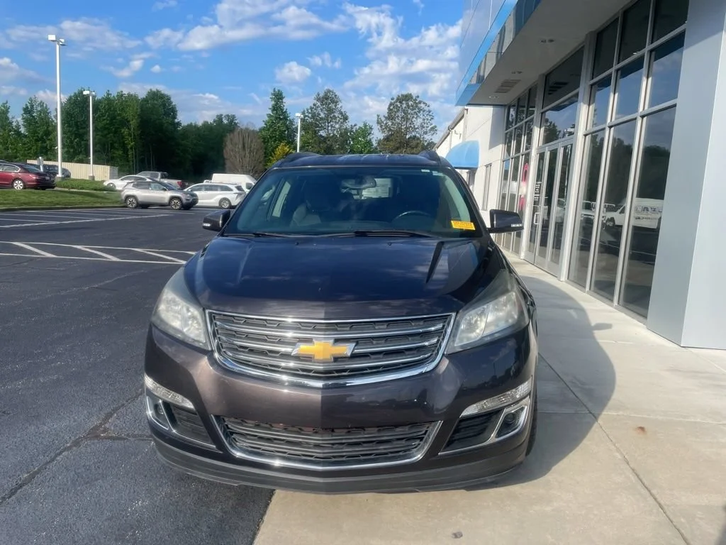 Used 2016 Chevrolet Traverse 2LT with VIN 1GNKRHKD0GJ332710 for sale in Wilson, NC