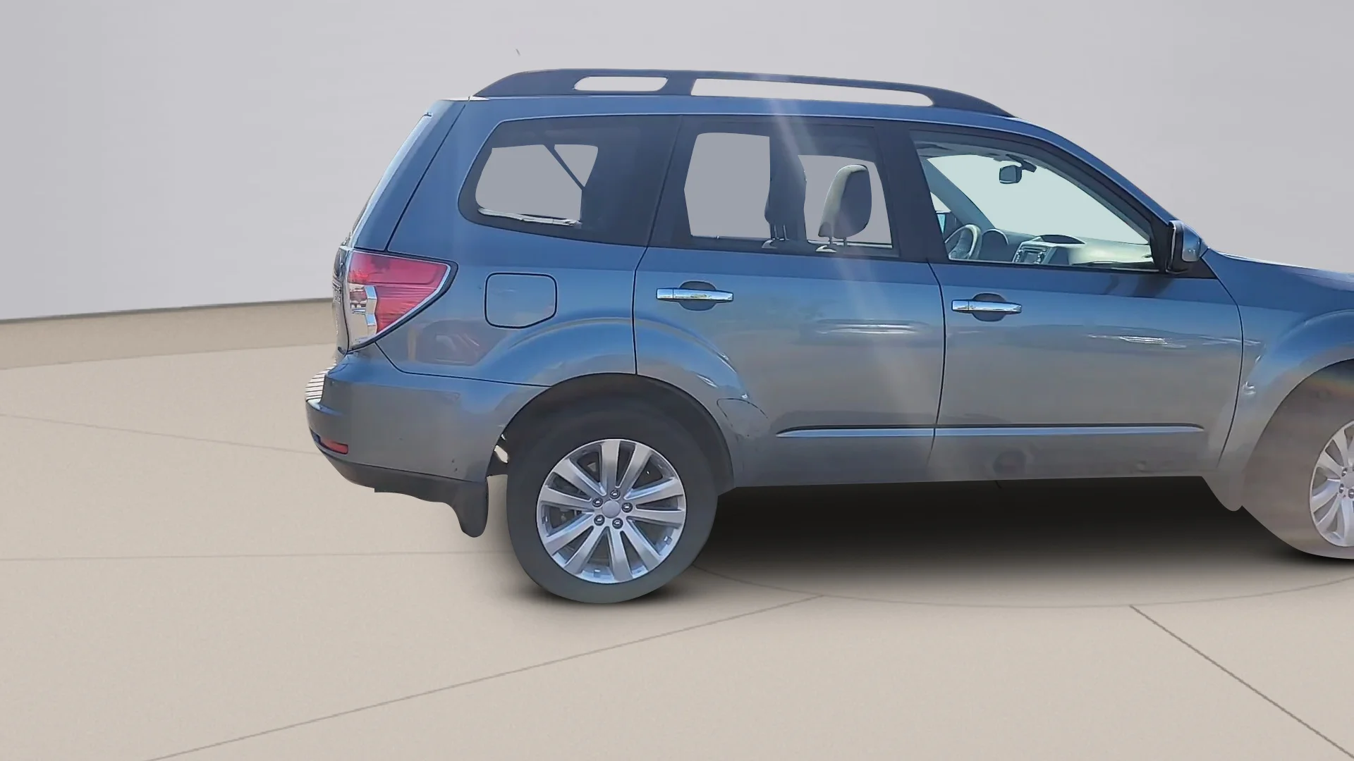 Used 2013 Blue Subaru 2.5X PREM image 6