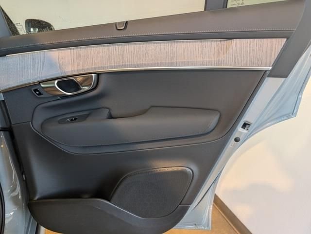 2026 Volvo XC90 Ultra - Photo 27