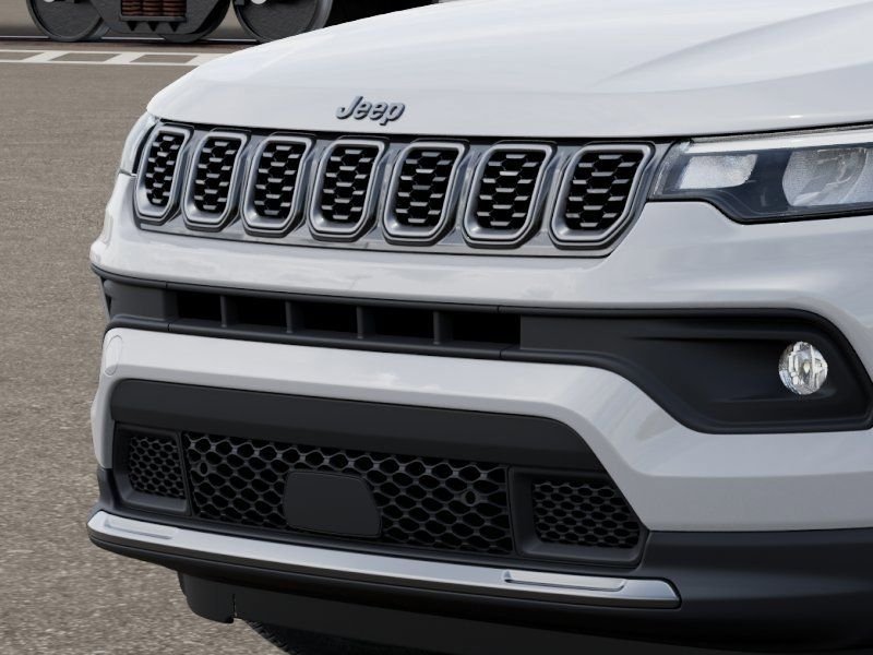 New 2026 Bright White Clearcoat Jeep Latitude image 5