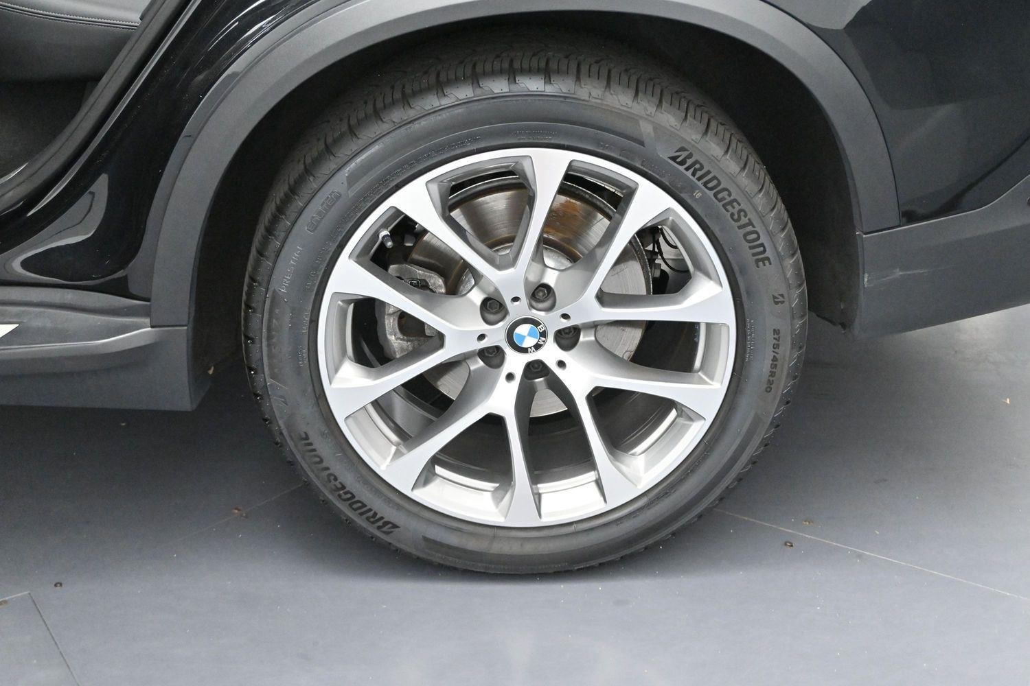 Used 2024 Carbon Black Metallic BMW xDrive40i image 39