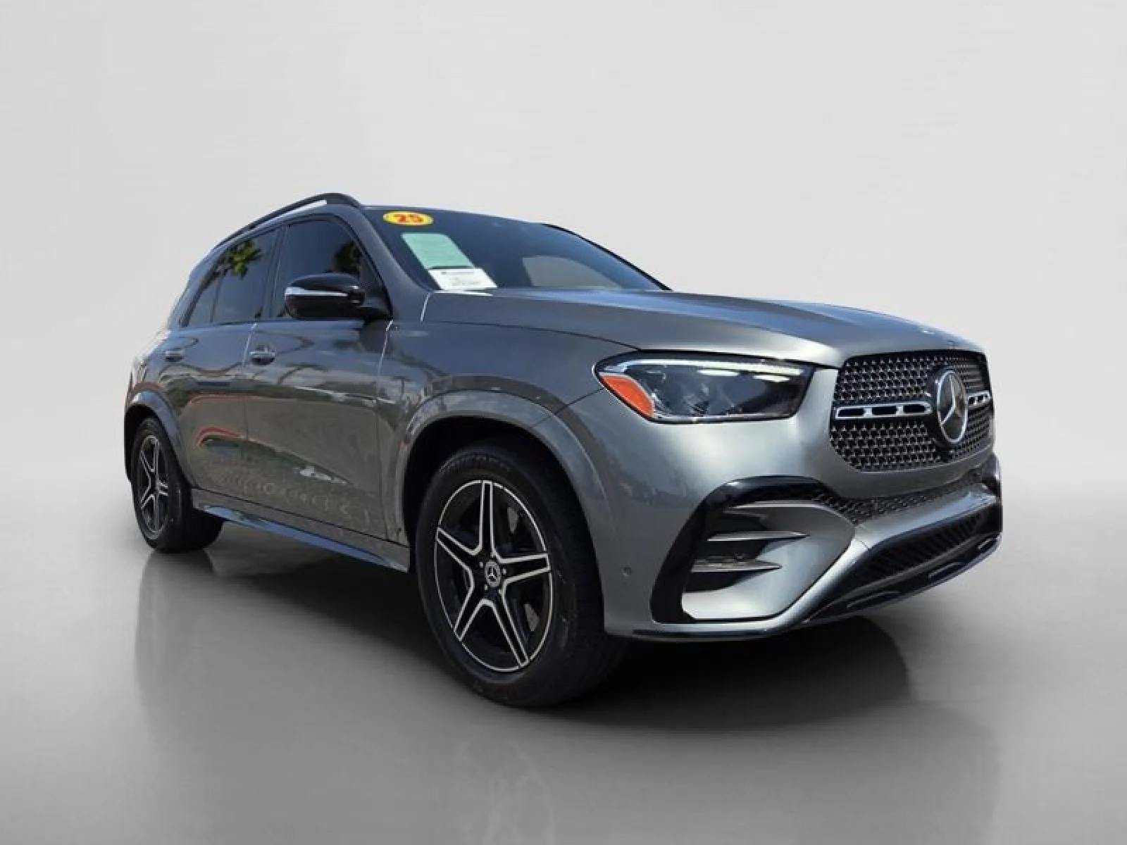 Certified Used 2025 Selenite Grey Metallic Mercedes-Benz GLE 580 image 7