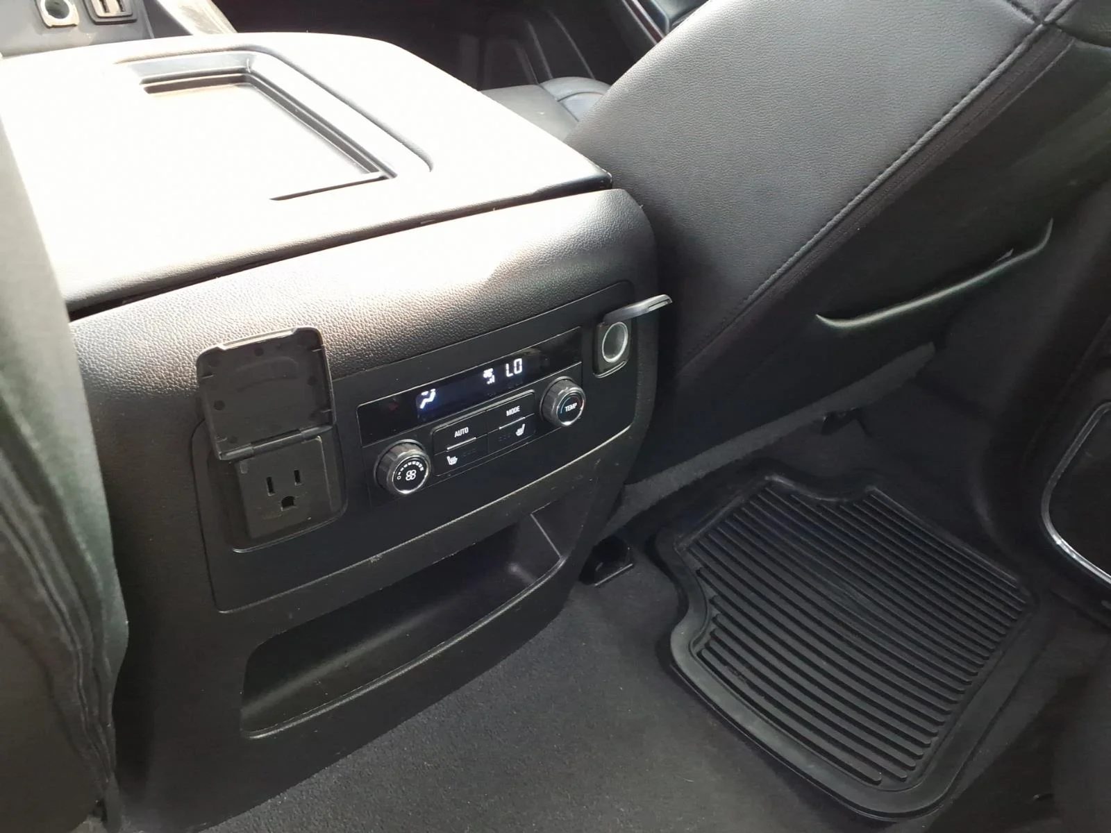Used 2019 Onyx Black GMC SLT image 5
