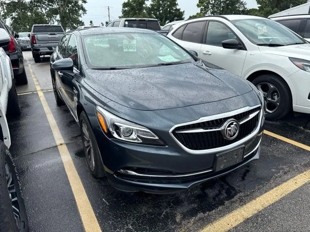 Used 2019 Pewter Metallic Buick 4dr Sdn Essence FWD image 6