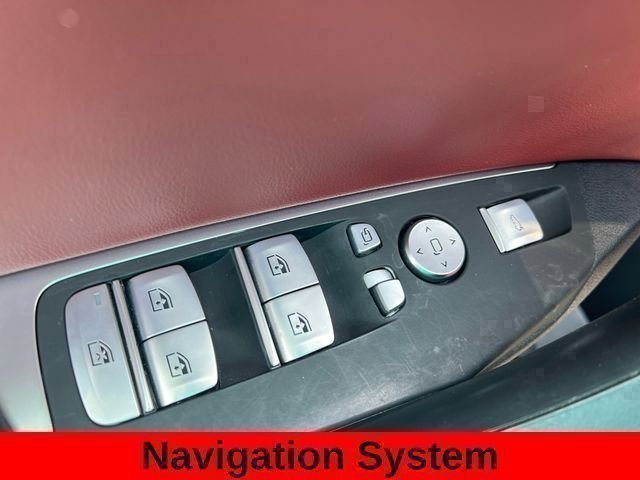 Used 2023 Black BMW xDrive30i image 60