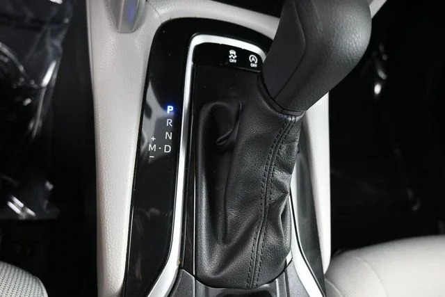 Used 2025 Blue Toyota L image 34