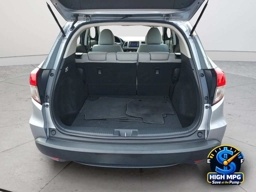 Used 2021 Silver Honda LX image 33