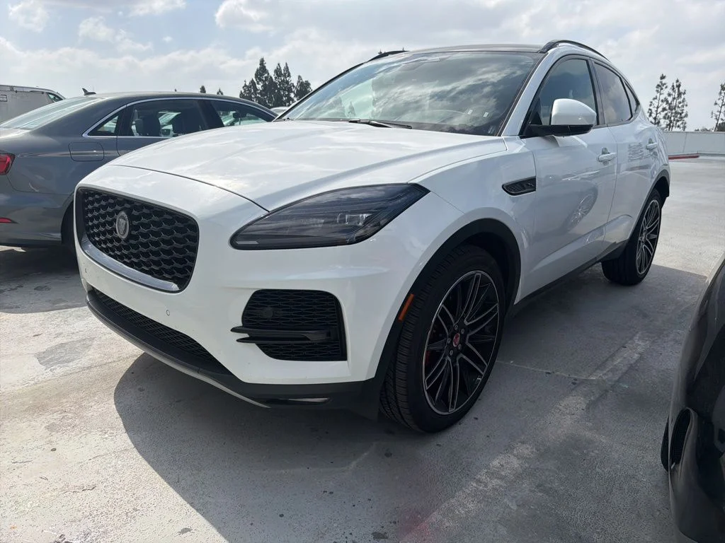2023 Jaguar E-PACE P250 SE's photo