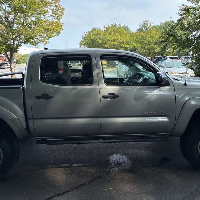 Used 2015 Silver Toyota Base image 6