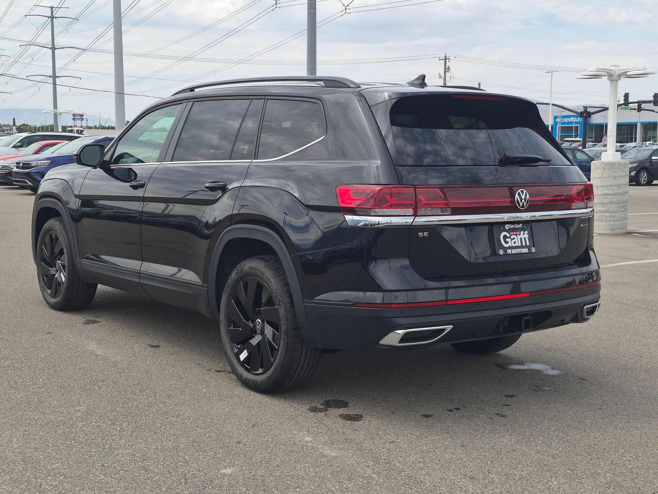 New 2026 Deep Black Pearl Volkswagen 2.0T SE w/Technology image 5