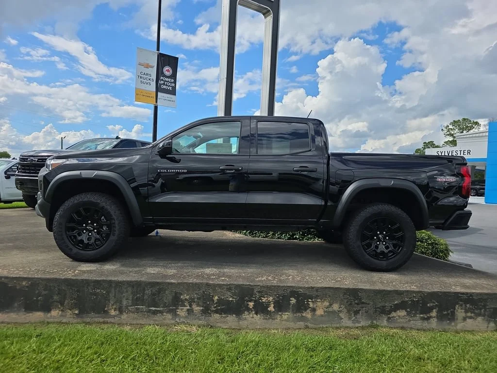 New 2026 Black Chevrolet Trail Boss image 4