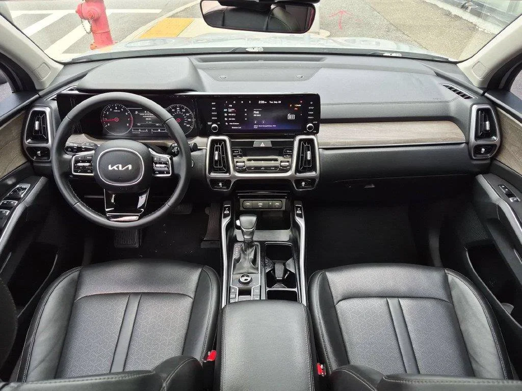 Used 2023 Gray Kia X-Line EX image 24