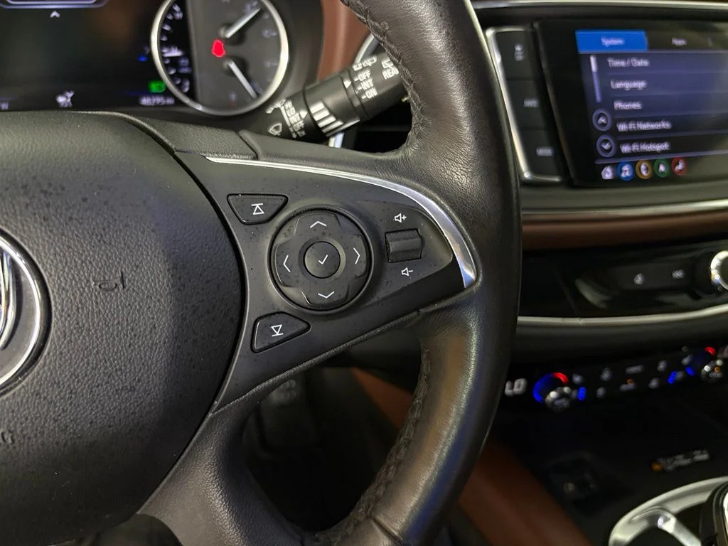 Used 2020 White Buick Avenir image 21