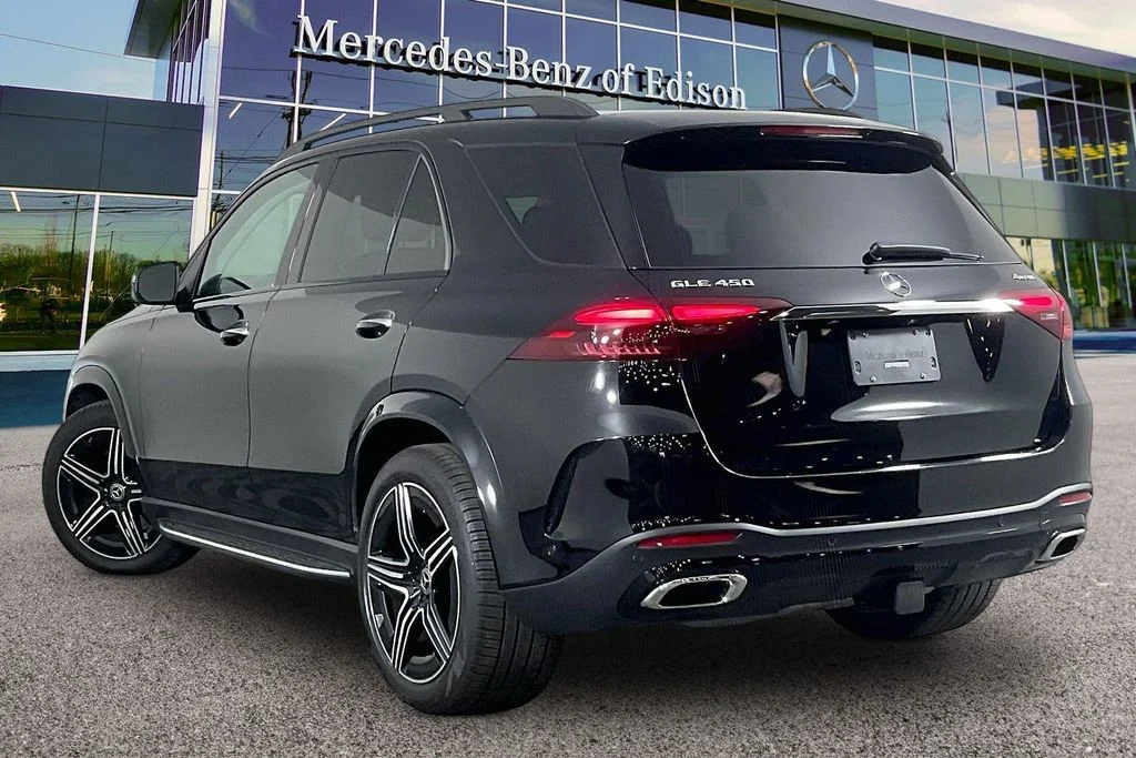 New 2026 Black Mercedes-Benz GLE 450 image 3