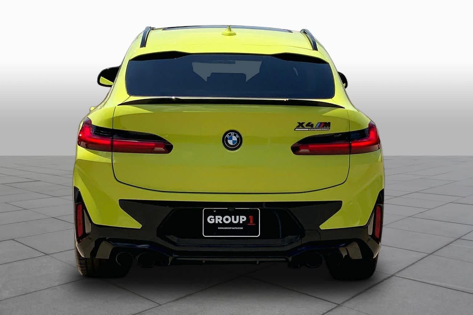 Used 2024 Sao Paulo Yellow BMW  image 5