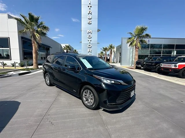 2021 Toyota Sienna