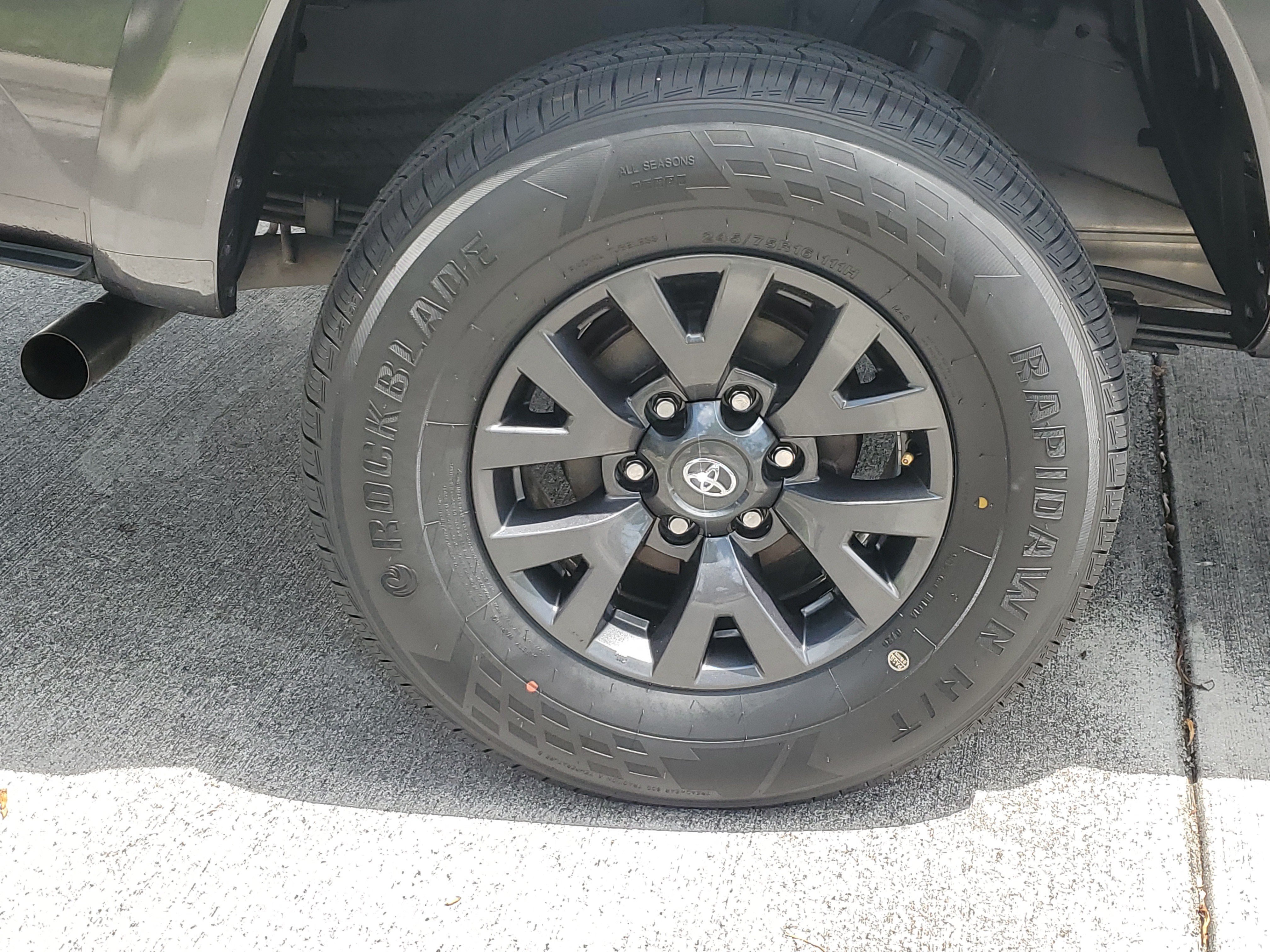 Used 2023 Magnetic Gray Metallic Toyota SR5 image 7