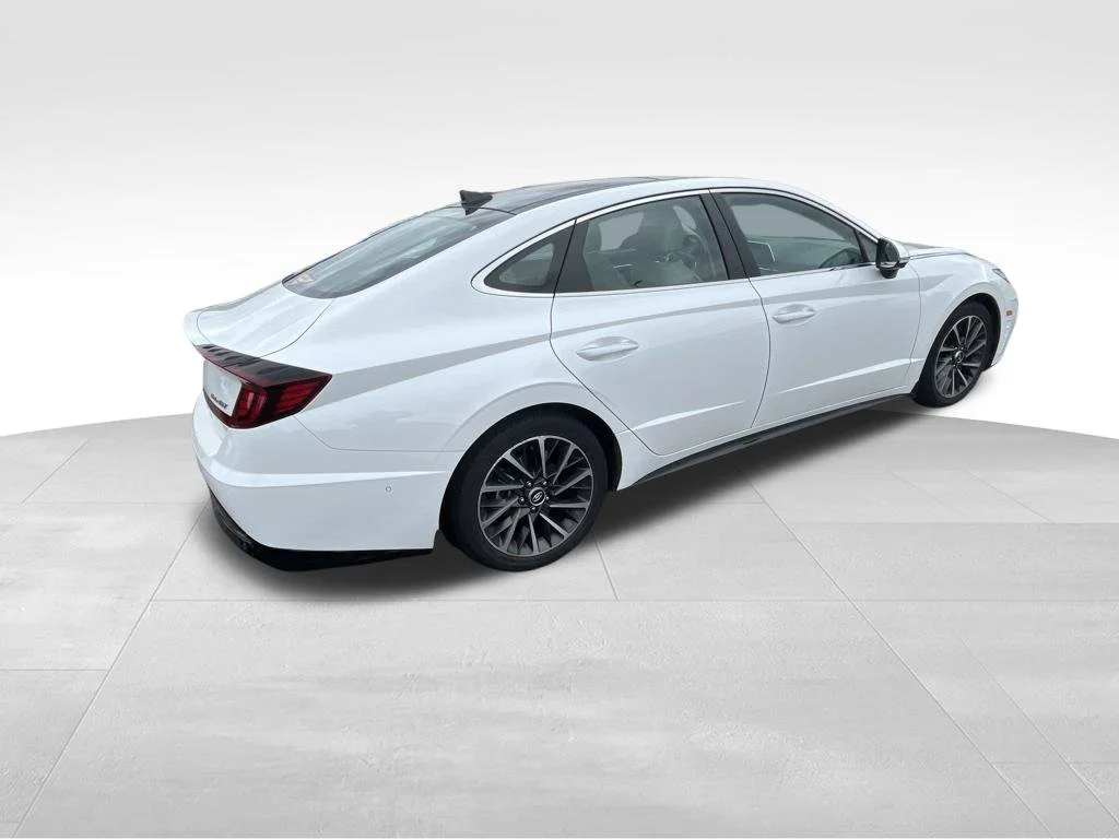 Used 2022 Gray Hyundai Limited image 16