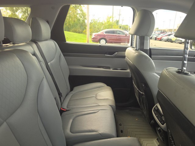 Used 2022 White Hyundai SEL image 5