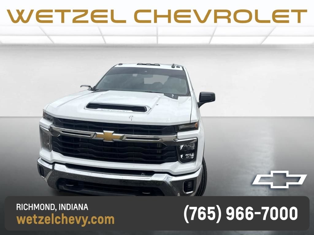 Used 2024 White Chevrolet LT image 11