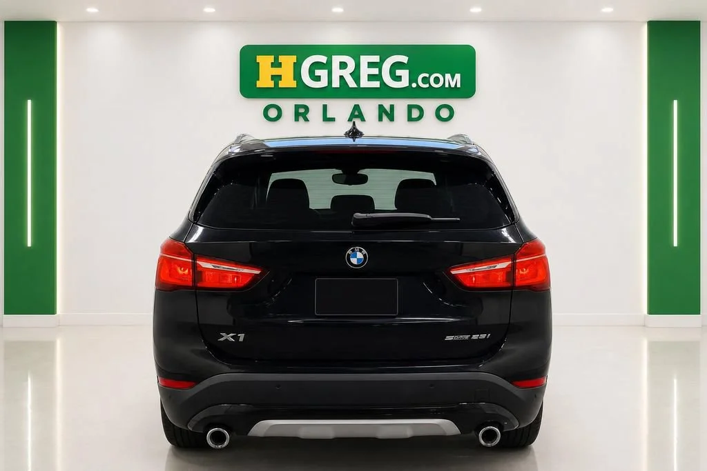 Used 2021 Jet Black BMW sDrive28i image 6