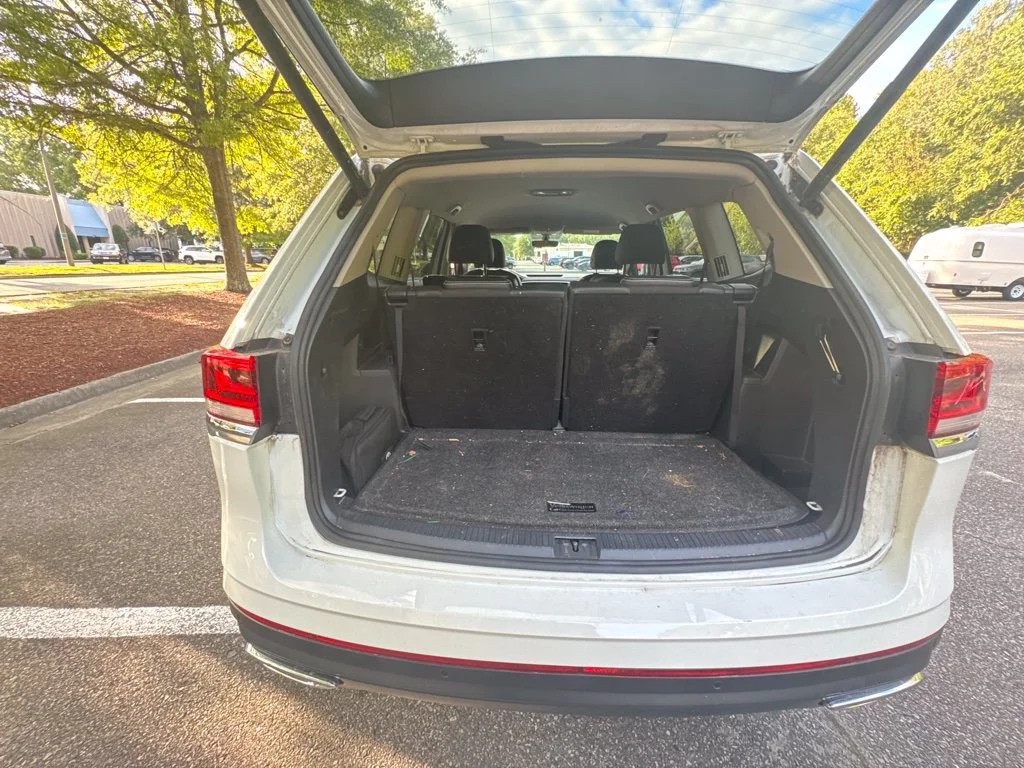 Used 2023  Volkswagen 2.0T SE w/Technology image 19